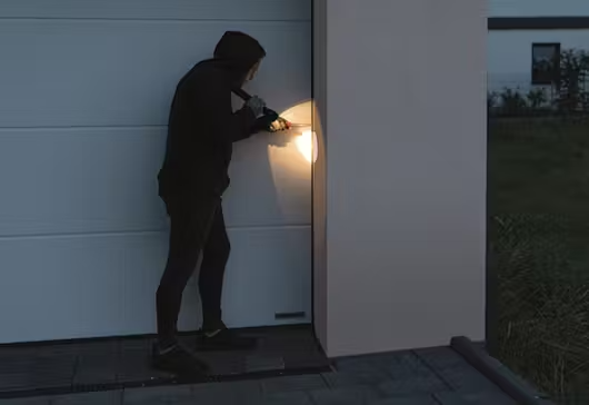 Гаражні ворота H&ouml;rmann - фото